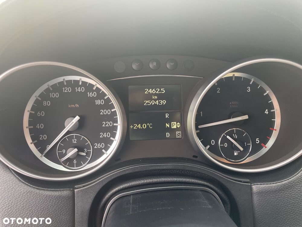 Mercedes-Benz GL 450 CDI - 20