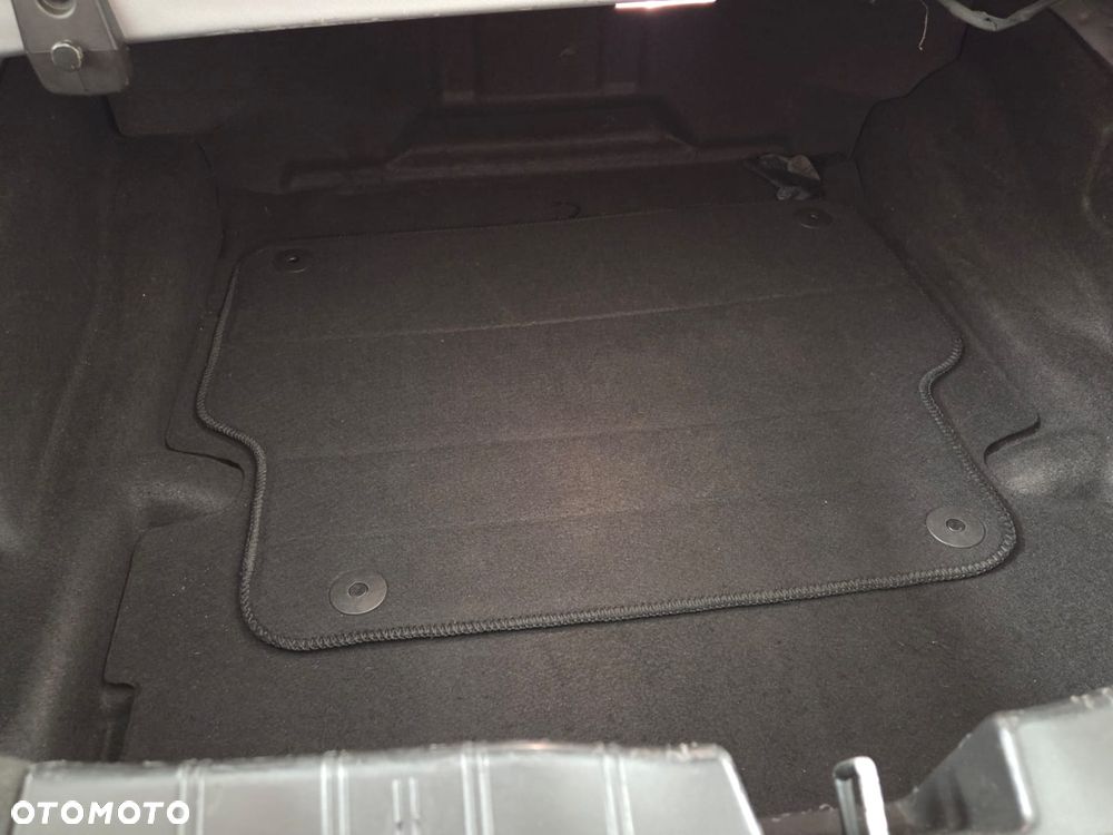 Chevrolet Camaro - 27