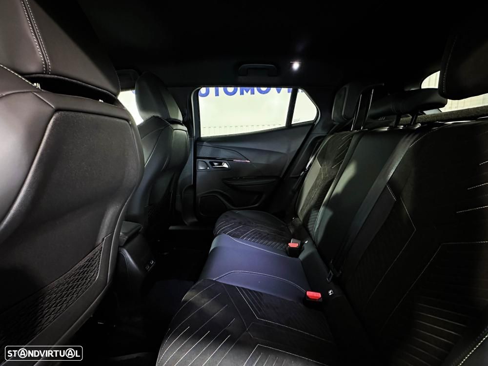 Peugeot e-2008 54 kWh GT - 10