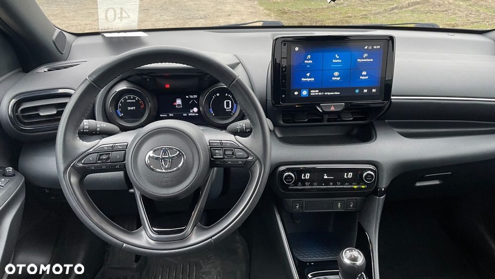 Toyota Yaris 1.5 Selection Style - 12