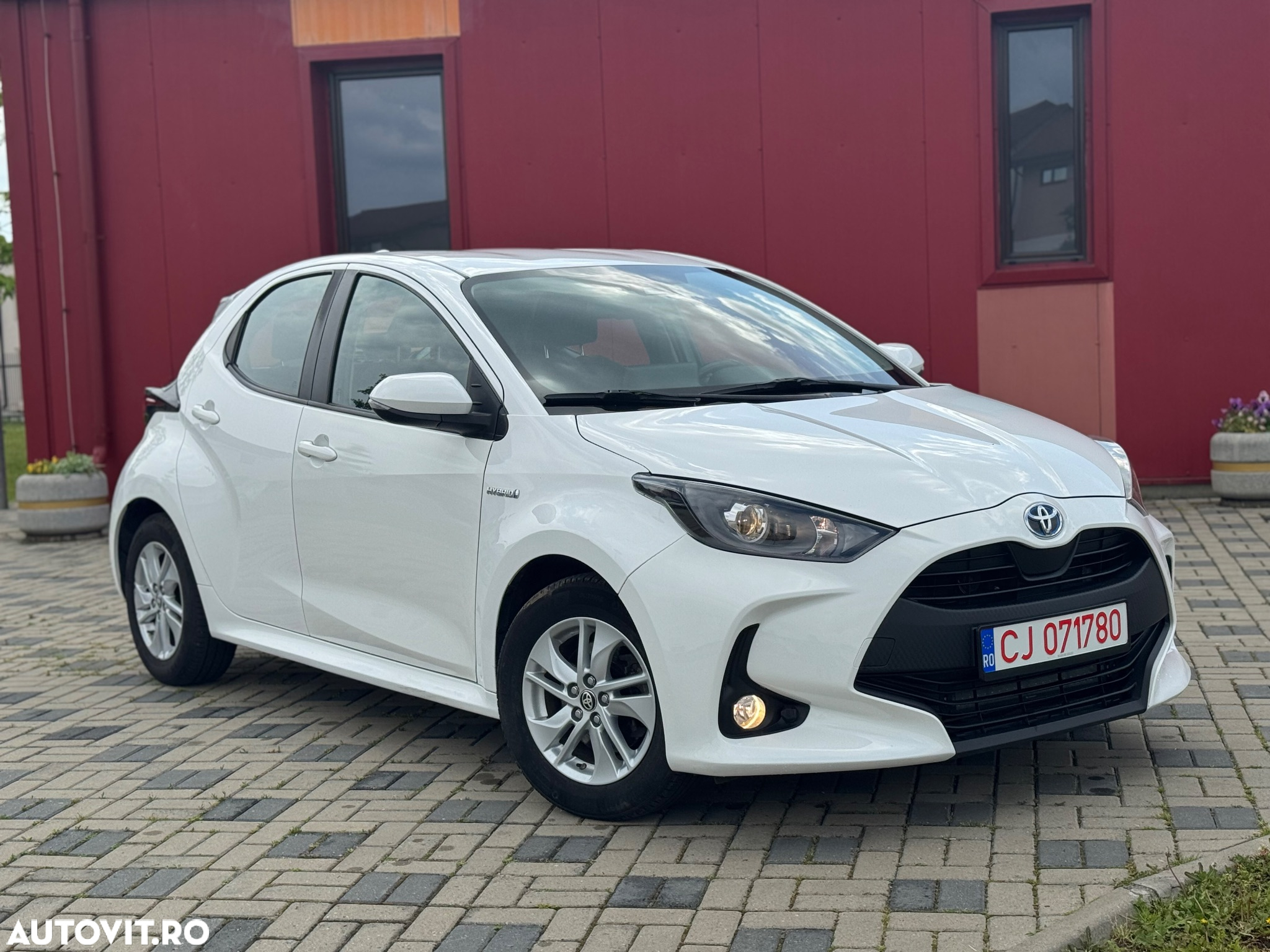 Toyota Yaris 1.5 116 CP HEV Dynamic - 10