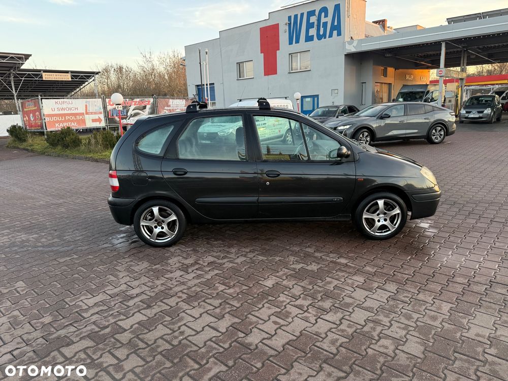 Renault Megane 1.6 Privilege - 5