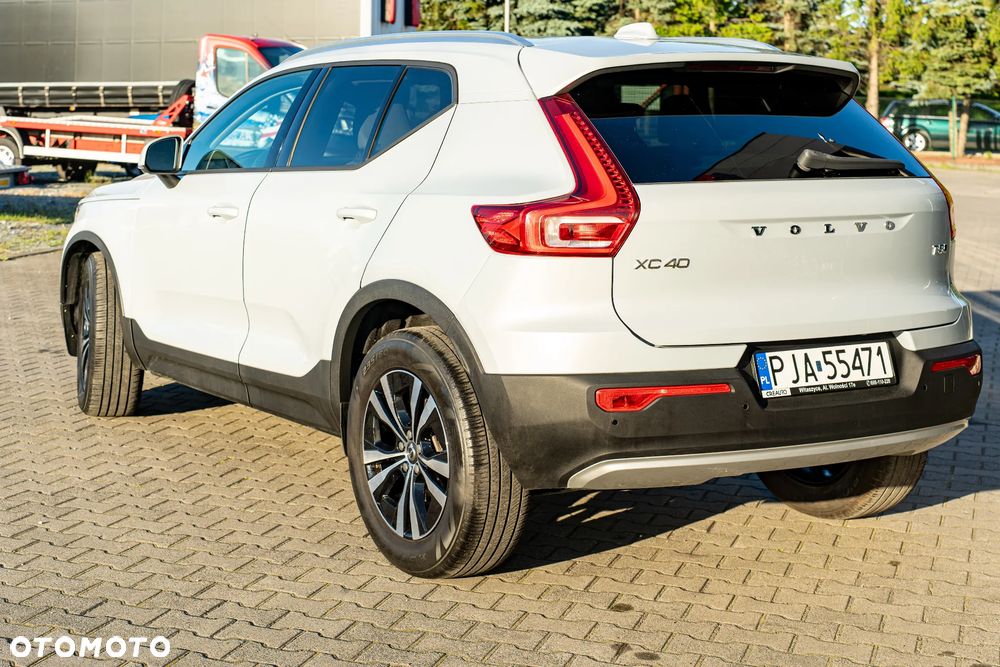 Volvo XC 40 - 4