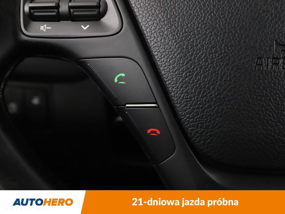 Kia Ceed - 29