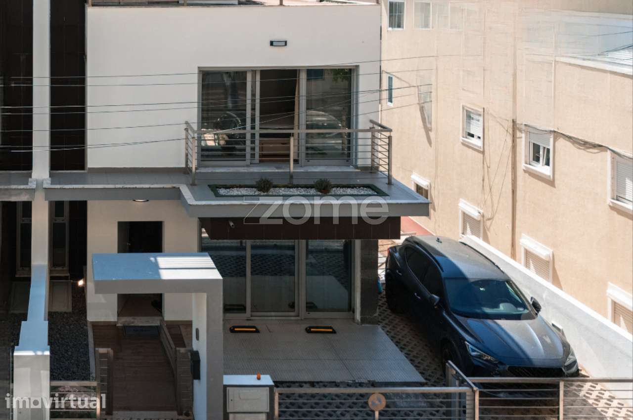 Moradia T4 Geminada Almada - Grande imagem: 4/52