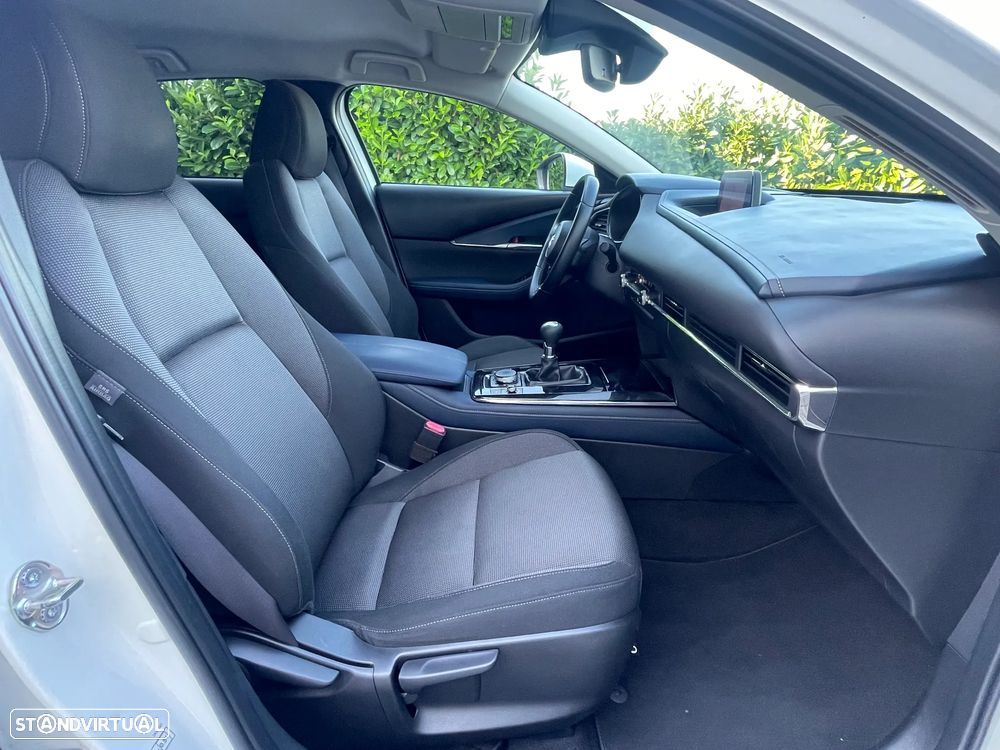 Mazda CX-30 1.8 Sky-D Evolve i-Active +Sport+Safety+Sound - 25