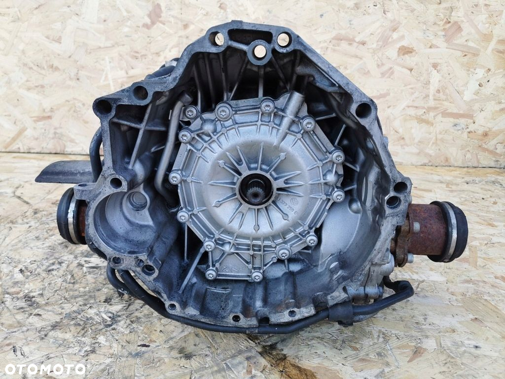 Audi A4 skrzynia biegów GJA 2.0 Diesel 140KM Automat uszkodzona - 3