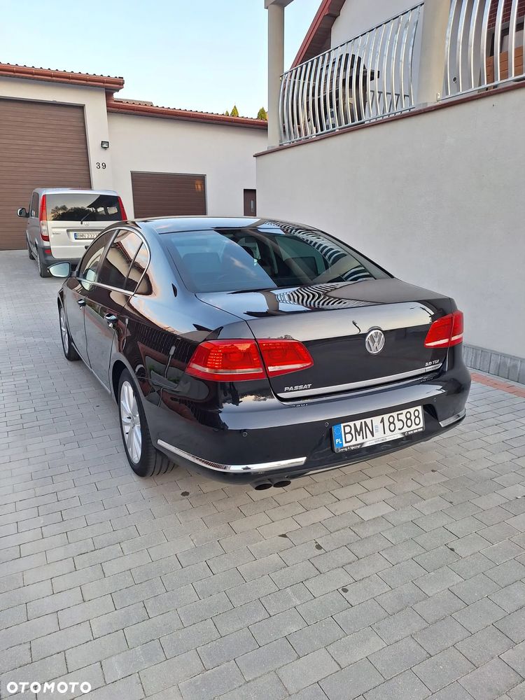 Volkswagen Passat 2.0 TDI Highline DSG - 4