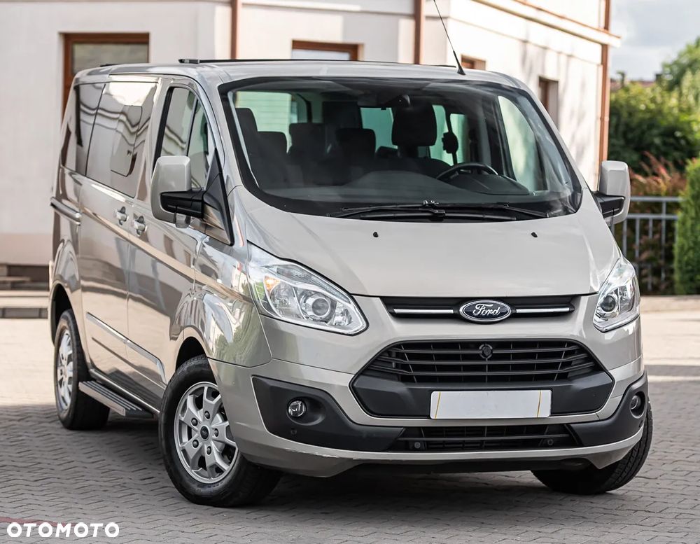 Ford Transit Custom - 13