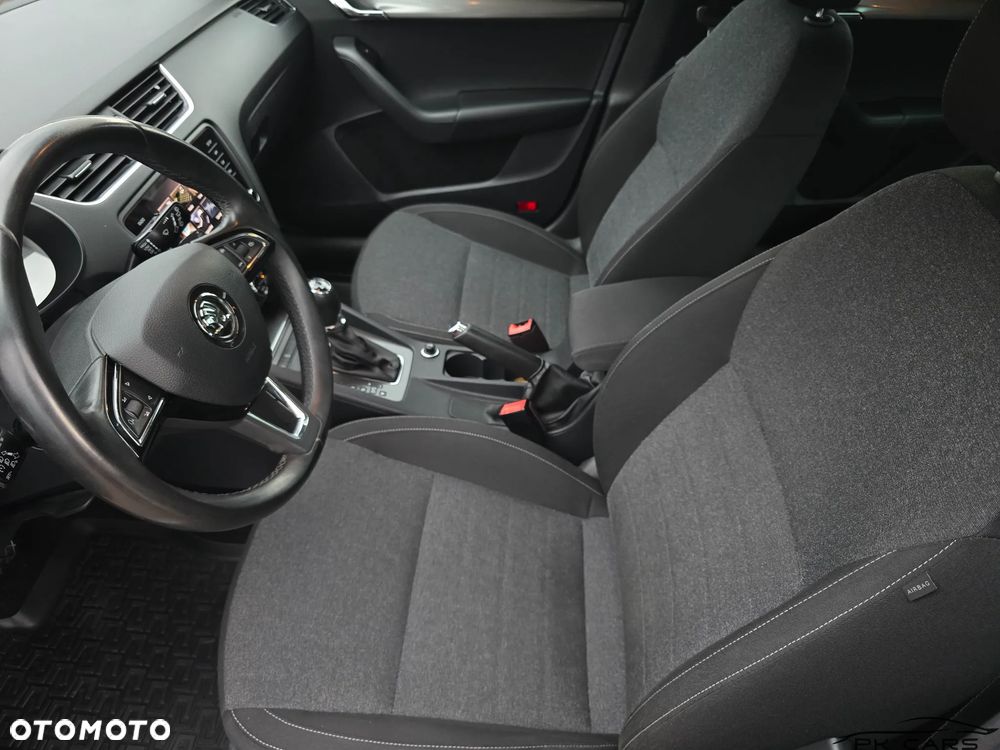 Skoda Octavia 2.0 TDI 4x4 DSG Soleil - 32