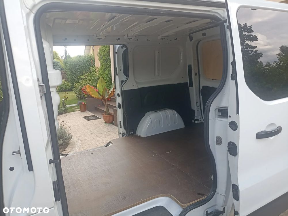 Renault Trafic 3 - 13