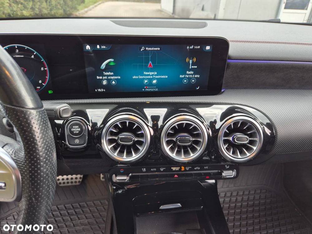 Mercedes-Benz CLA 220 d 8G-DCT AMG Line - 35