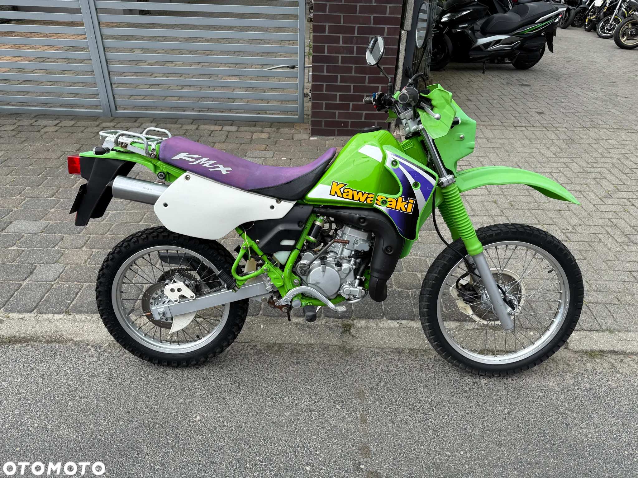 Kawasaki FX - 6