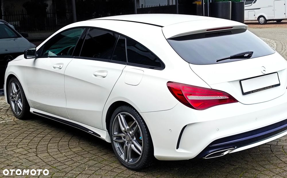 Mercedes-Benz CLA 200 AMG Line - 8