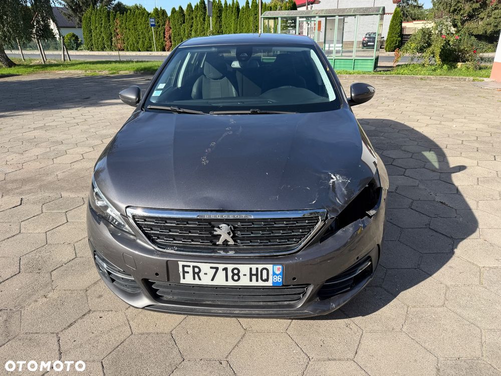 Peugeot 308 - 4