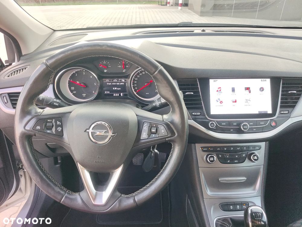 Opel Astra 1.6 CDTI Enjoy S&S - 26