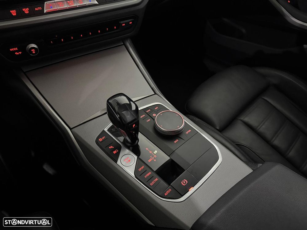 BMW 330 e Pack M Auto - 16