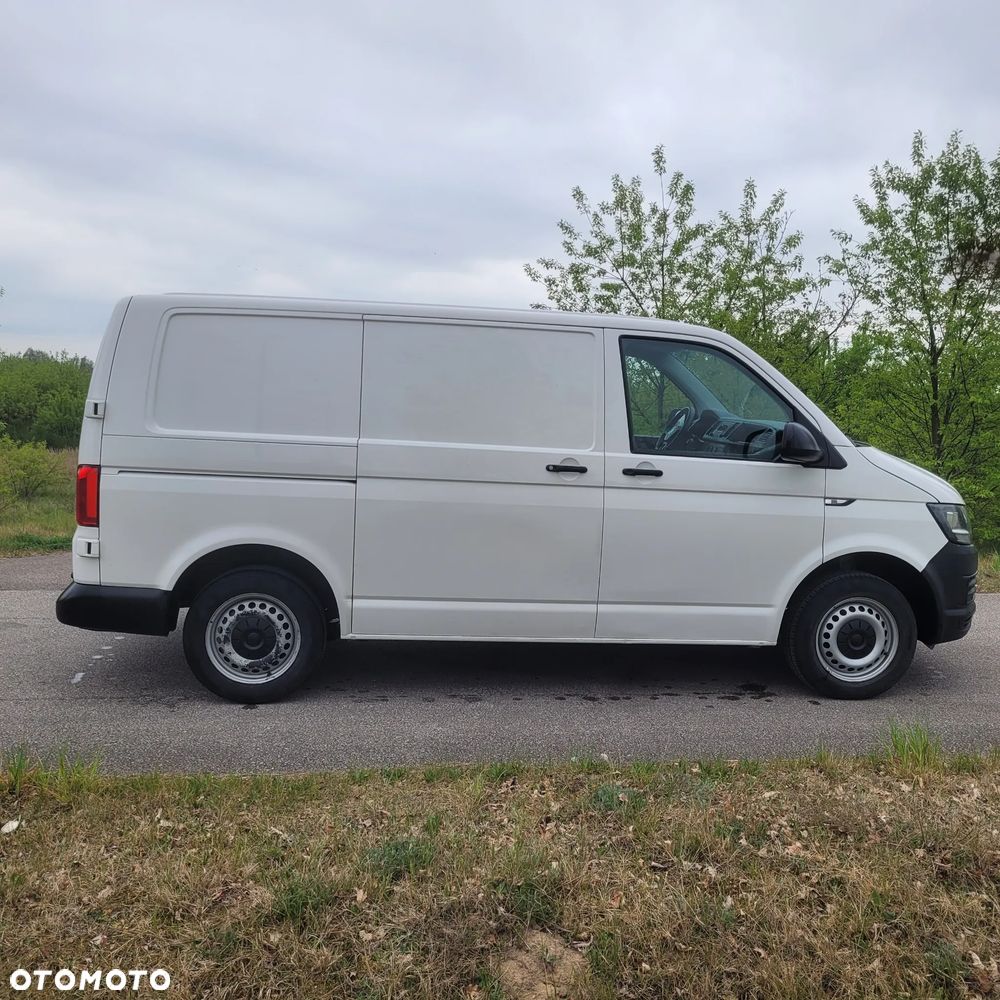 Volkswagen Transporter - 4