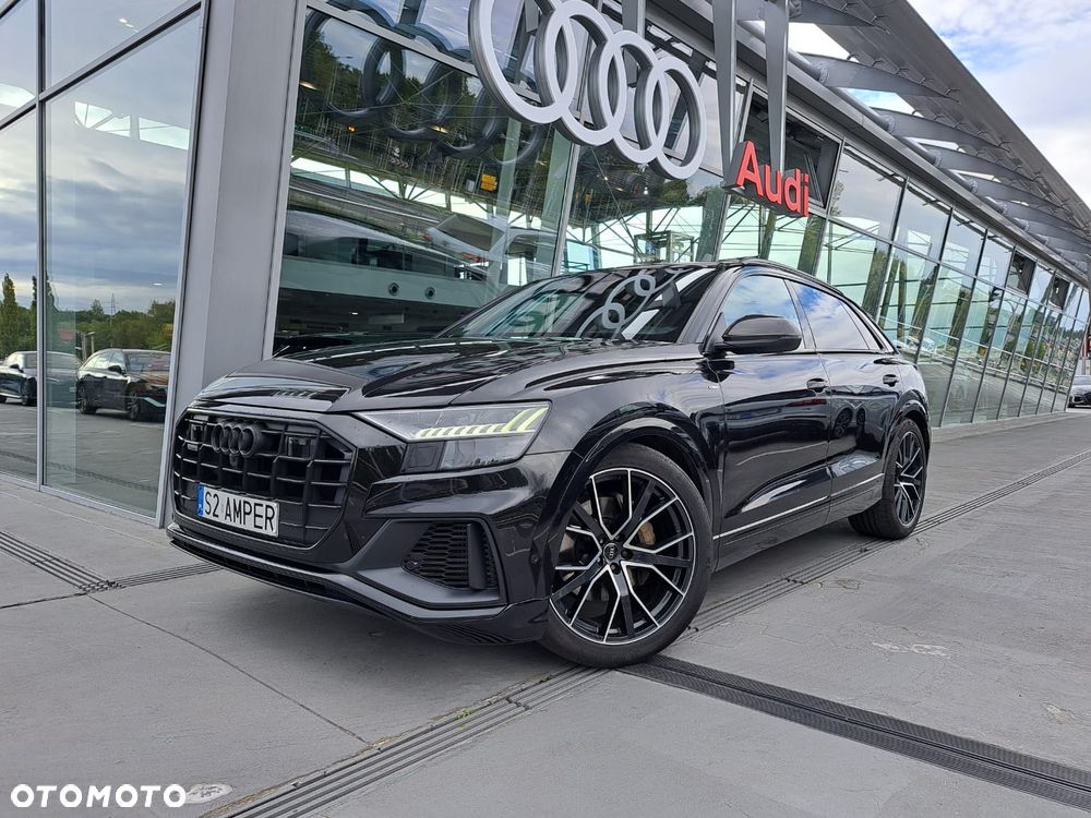 Audi Q8 - 1