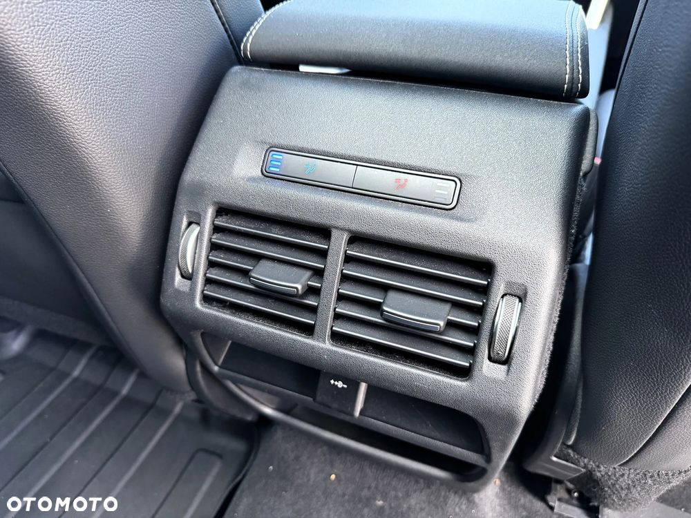 Land Rover Discovery Sport 2.0 D200 mHEV Dynamic SE - 22