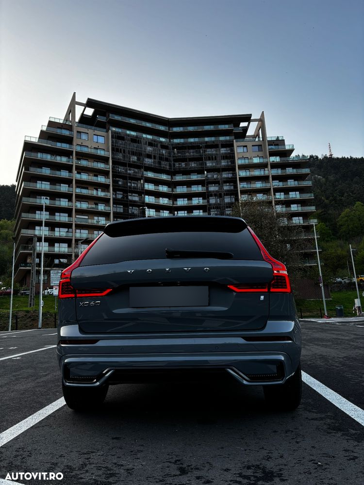 Volvo XC 60 B4 MHEV R-Design - 7