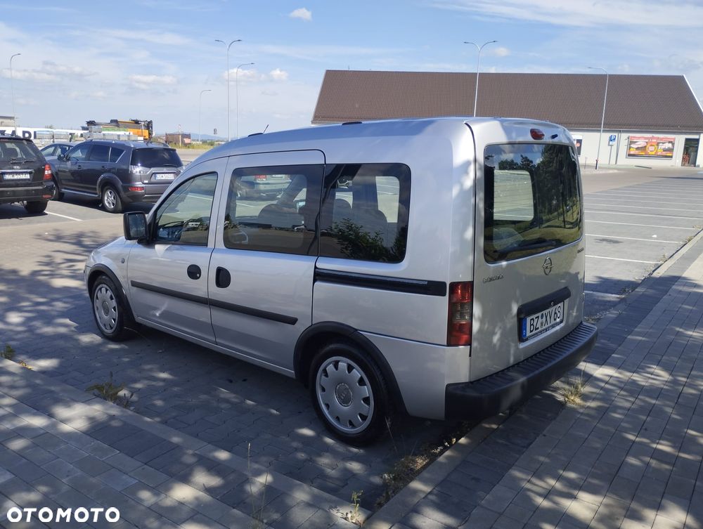 Opel Combo Tour Edition - 3