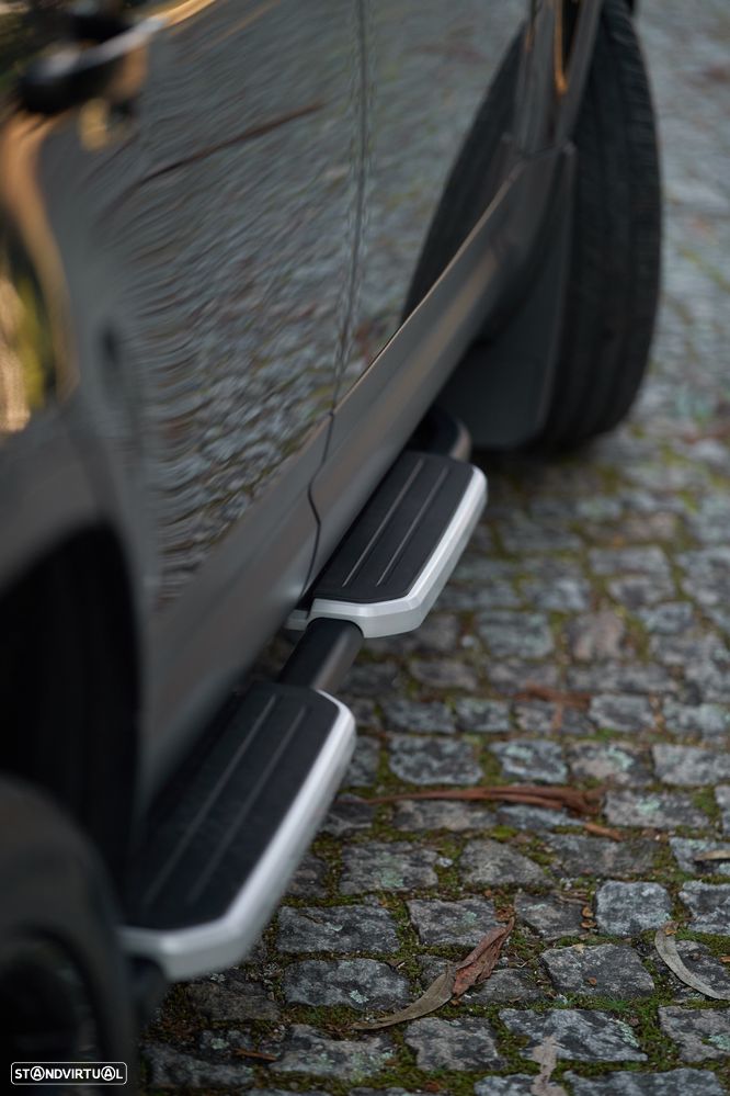 Land Rover Defender 110 P400e SE - 25