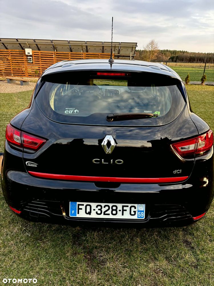 Renault Clio - 17