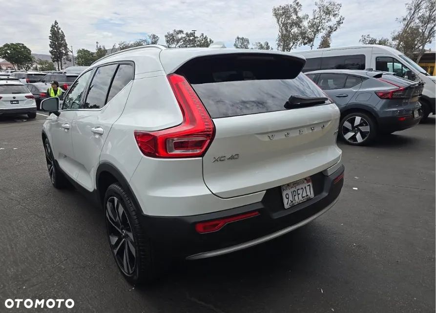 Volvo XC 40 B5 B AWD Ultimate Bright - 5