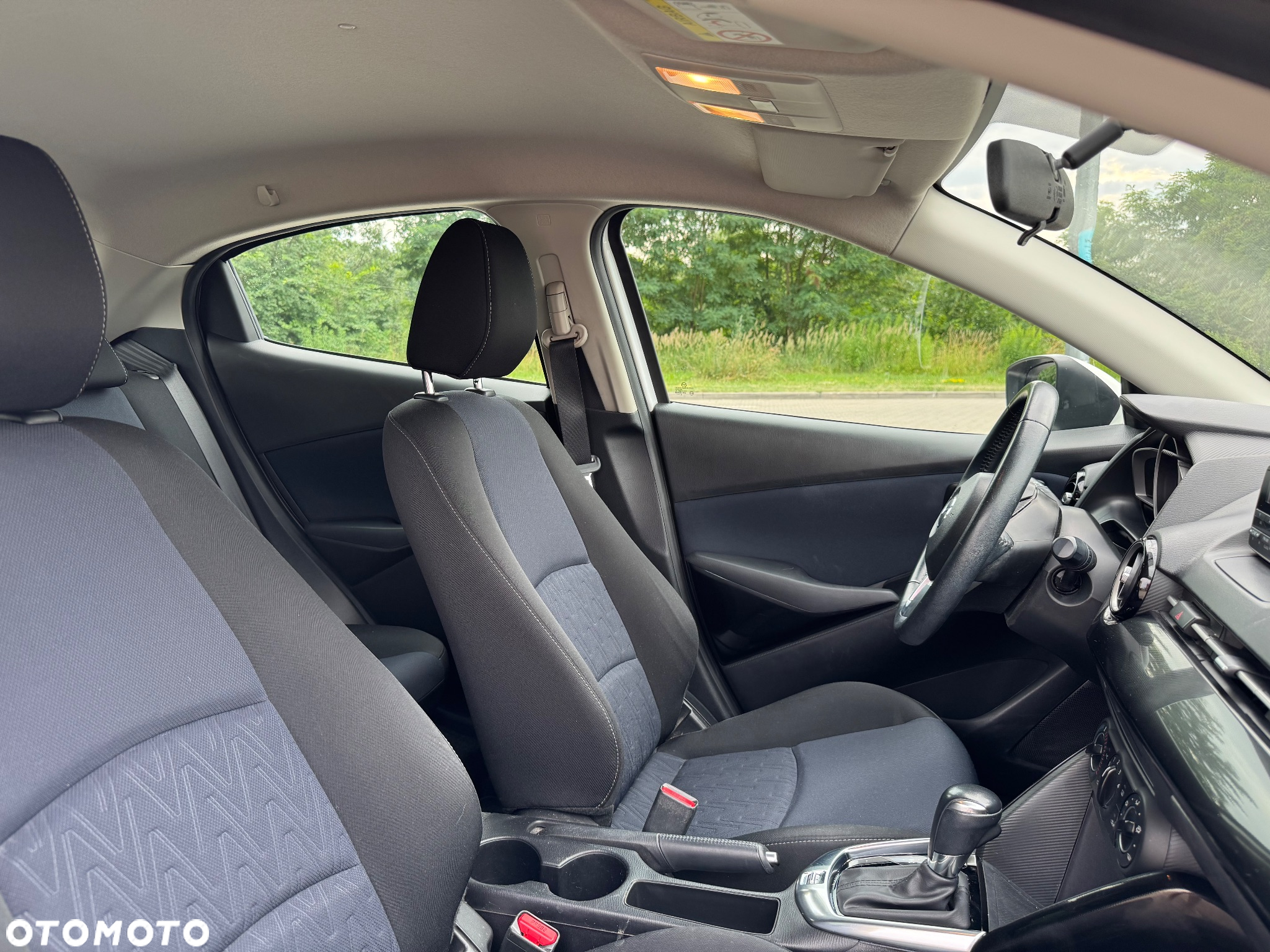 Mazda 2 - 11