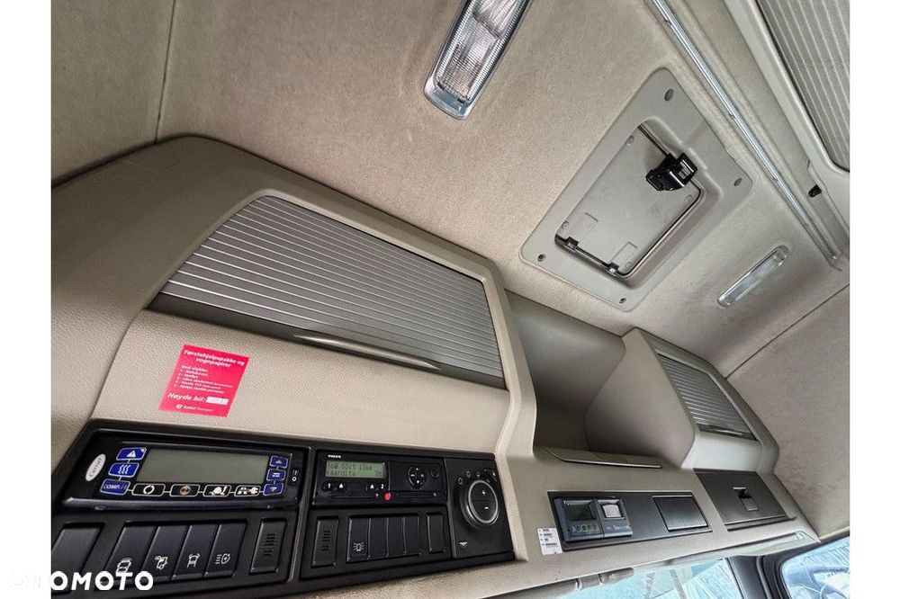 Volvo FM500 6x2*4 + RETARDER + CARRIER SUPRA 1250 + DOUBLE STOCK - 16