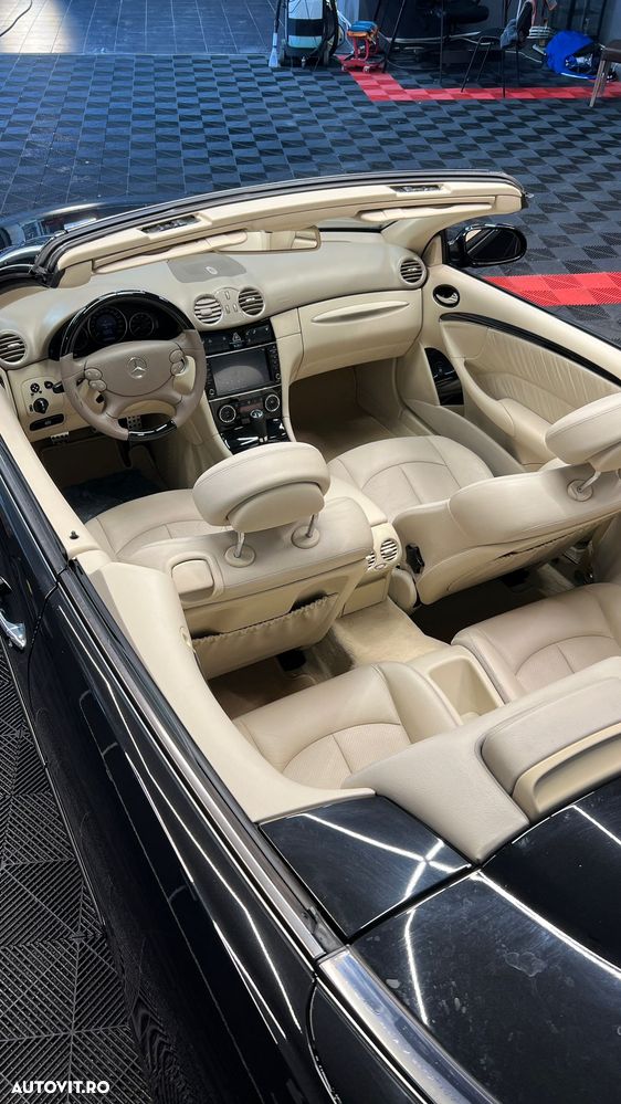 Mercedes-Benz CLK - 4