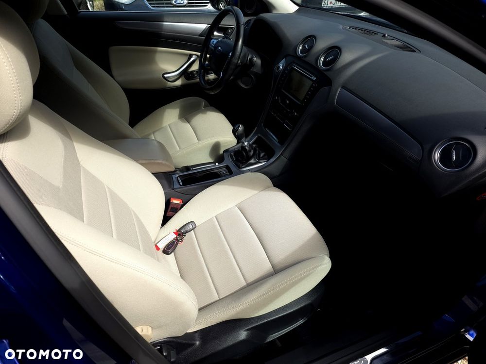 Ford Mondeo 2.0 TDCi Titanium - 11