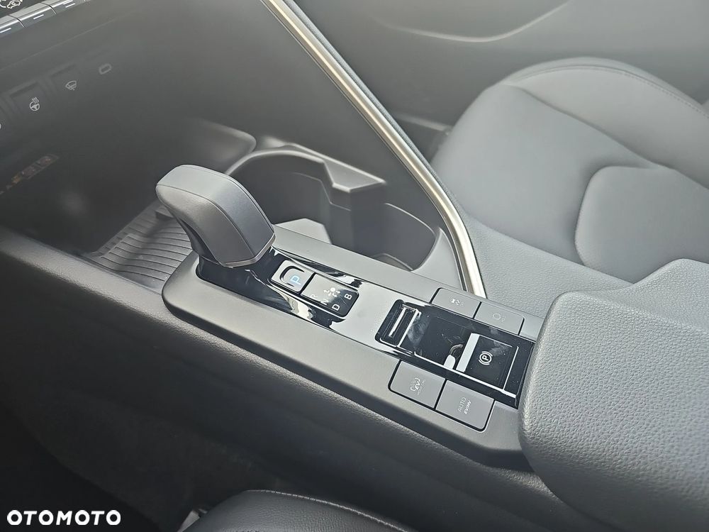 Toyota C-HR 2.0 PHEV Dynamic Force Executive - 26