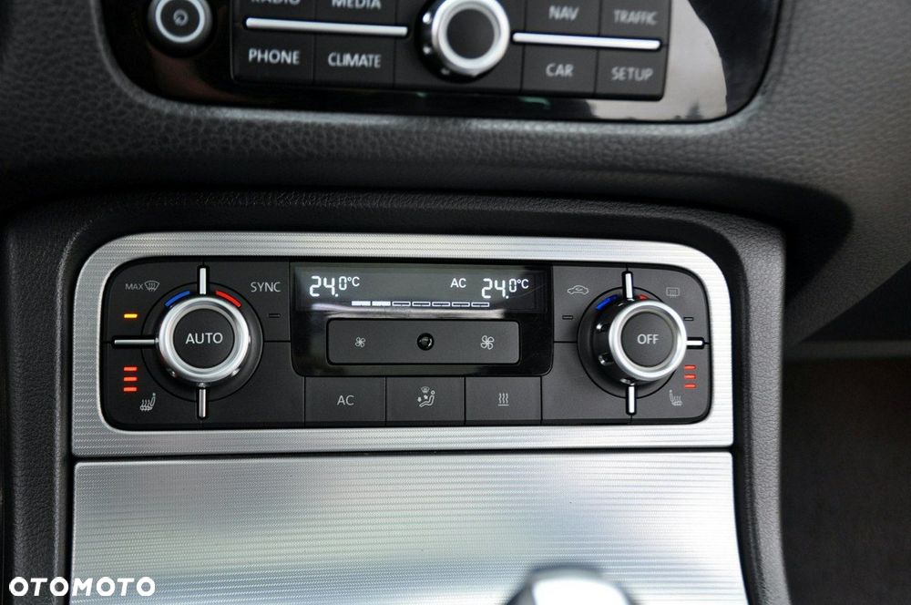 Volkswagen Touareg - 37