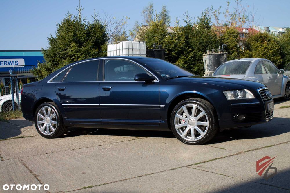 Audi A8 - 2