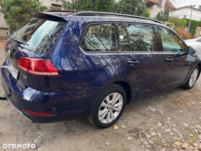 Volkswagen Golf - 2