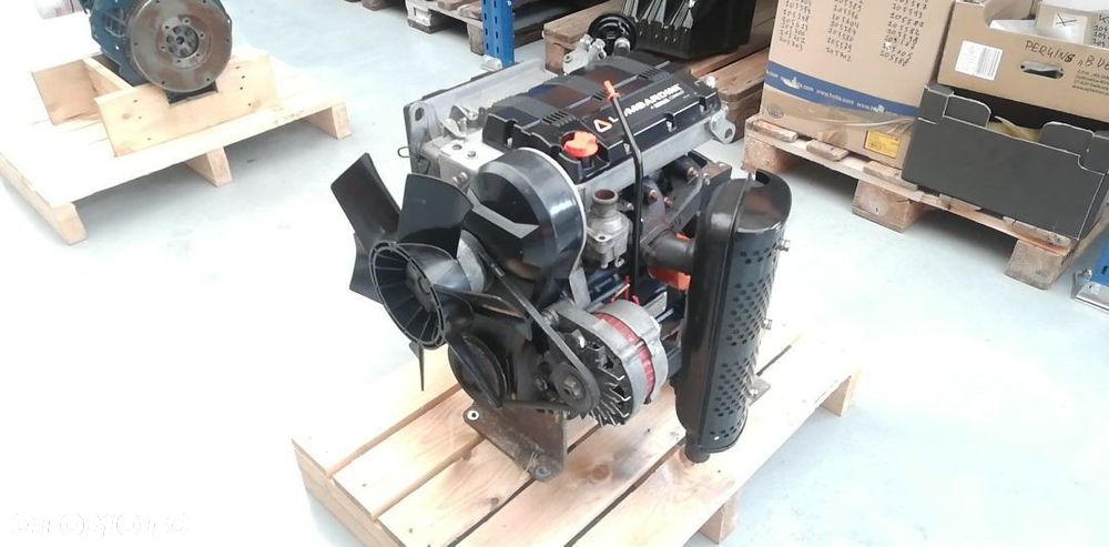 SILNIK LOMBARDINI LDW 1003 27km 1800rpm 7500 netto - 1