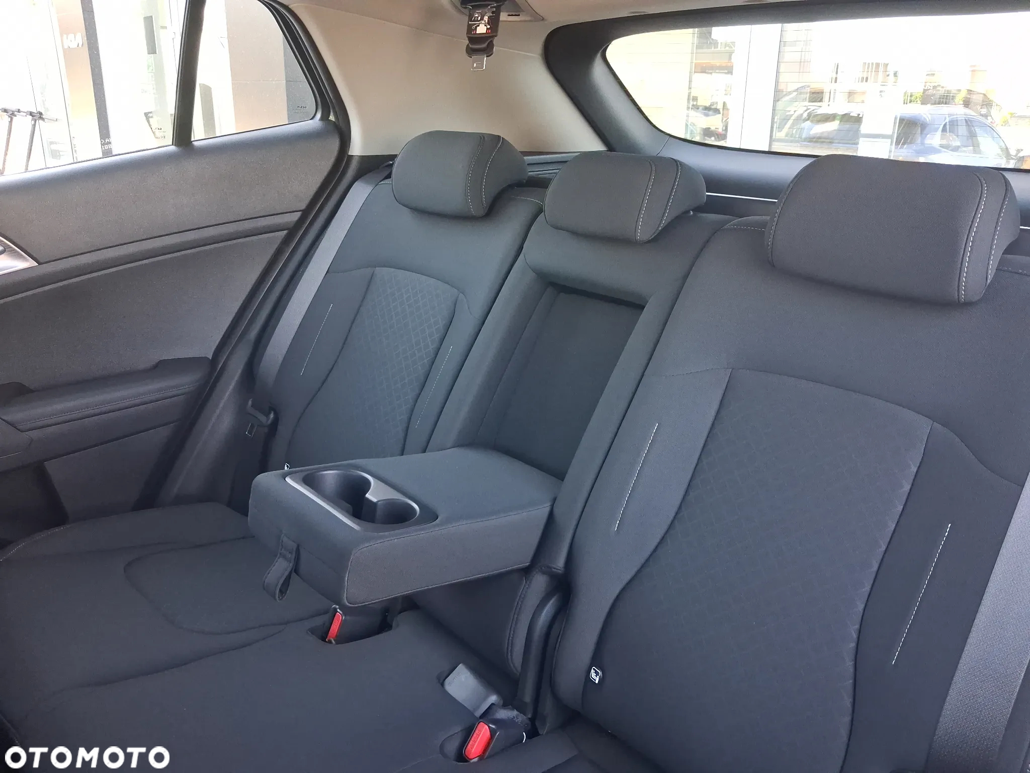 Kia Sportage 1.6 T-GDI M 2WD DCT - 11