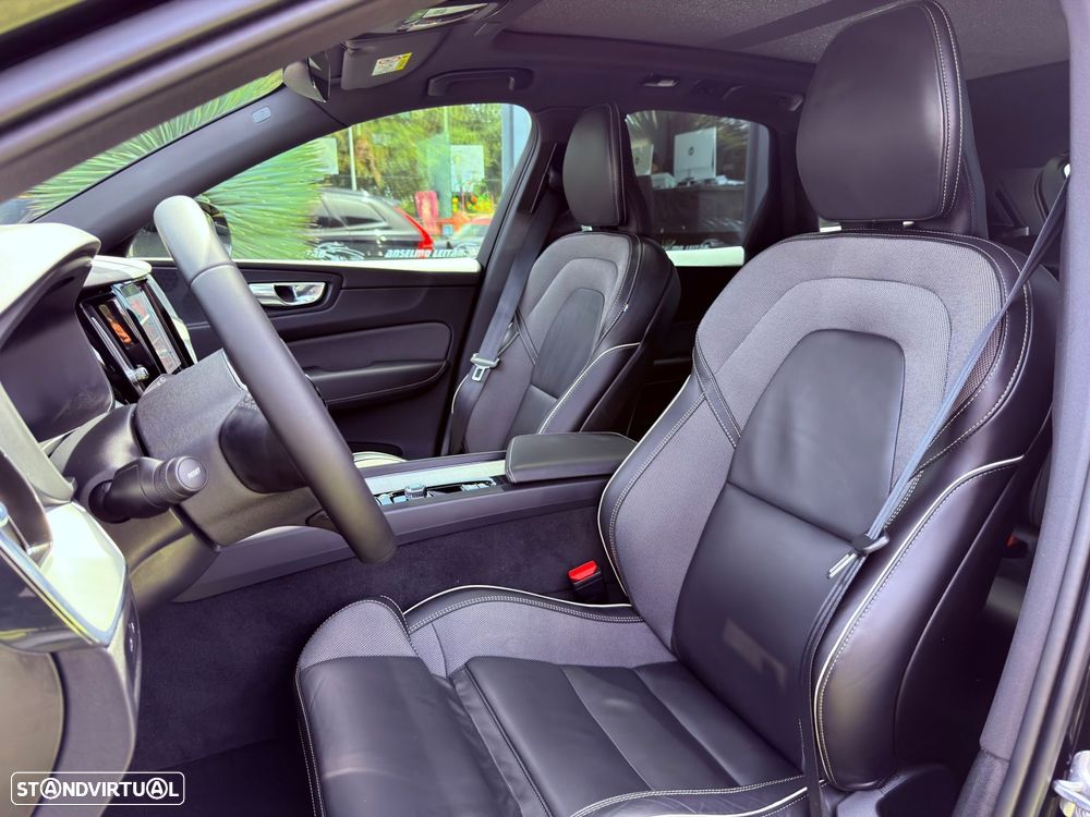 Volvo XC 60 2.0 T6 PHEV Black Edition AWD - 18