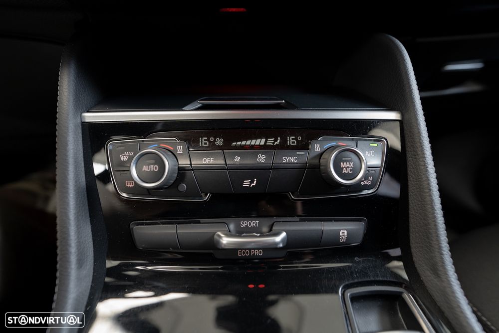 BMW 216 Active Tourer d Line Sport - 16