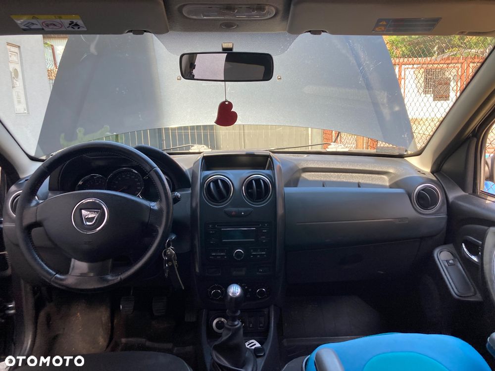 Dacia Duster 1.6 Laureate 4x4 - 4