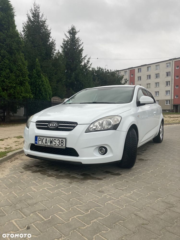 Kia Ceed - 2