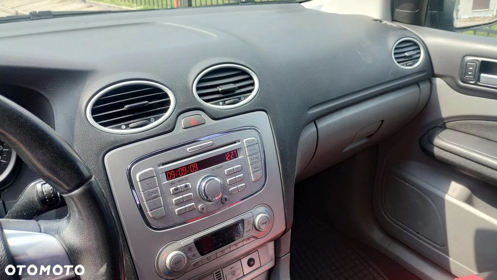 Ford Focus 1.8 TDCi Titanium - 8