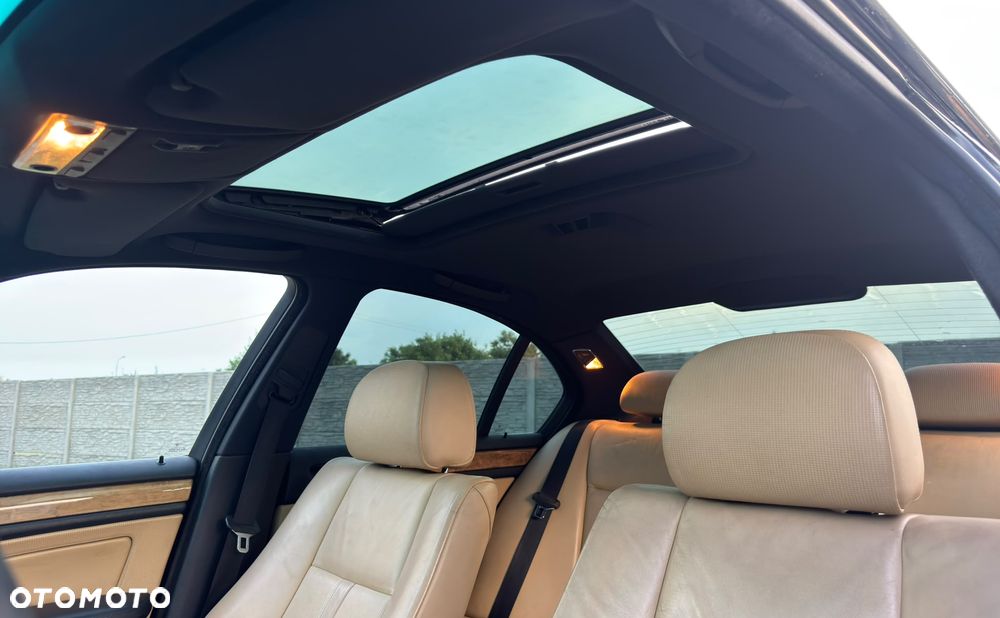 BMW Seria 3 325i - 20