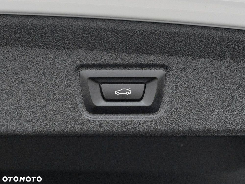 BMW i4 80.7kWh eDrive 40 M Sport - 27