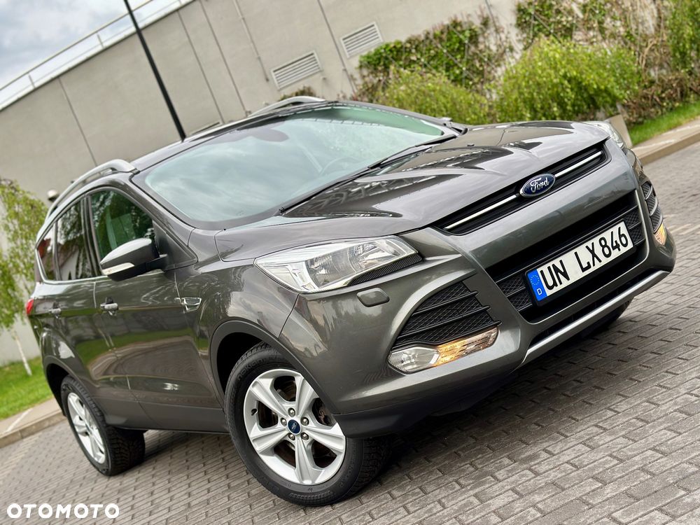Ford Kuga 2.0 TDCi 2x4 Titanium - 1
