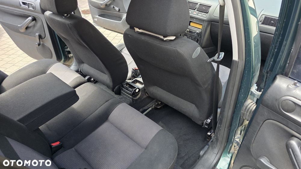 Volkswagen Golf 1.9 TDI Comfortline - 6
