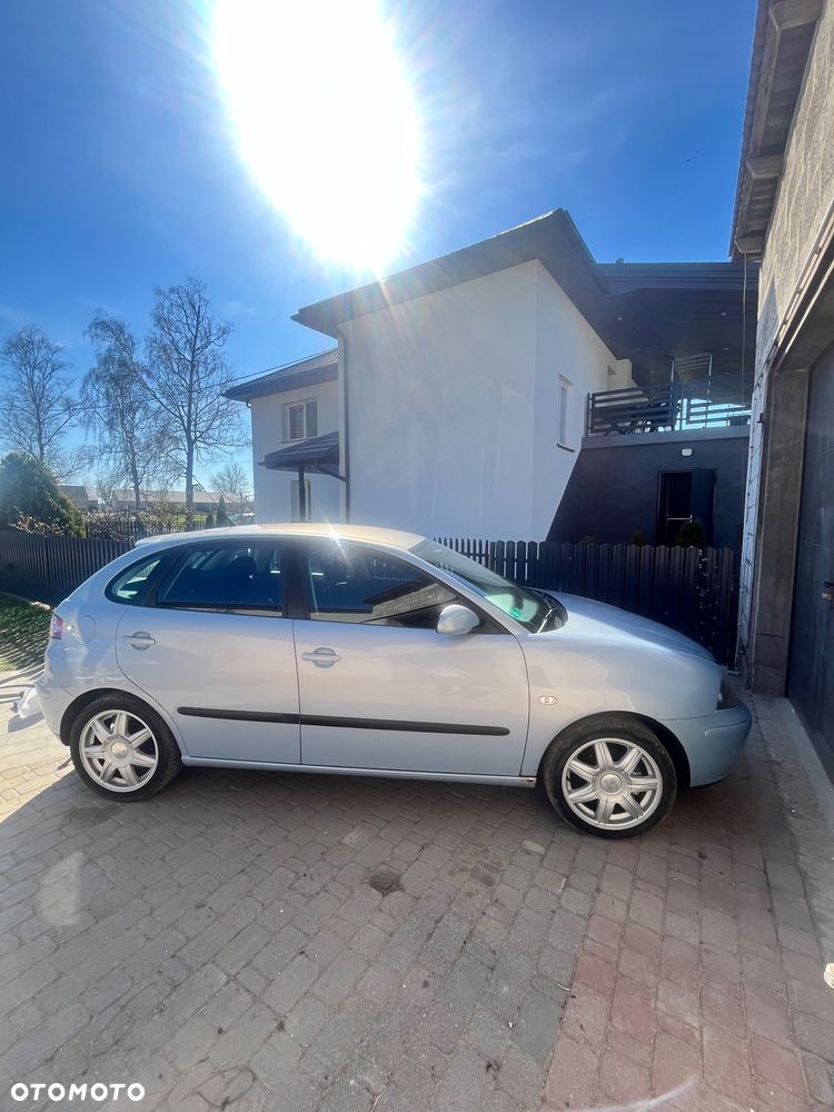 Seat Ibiza 1.4 16V Comfort Edition - 2