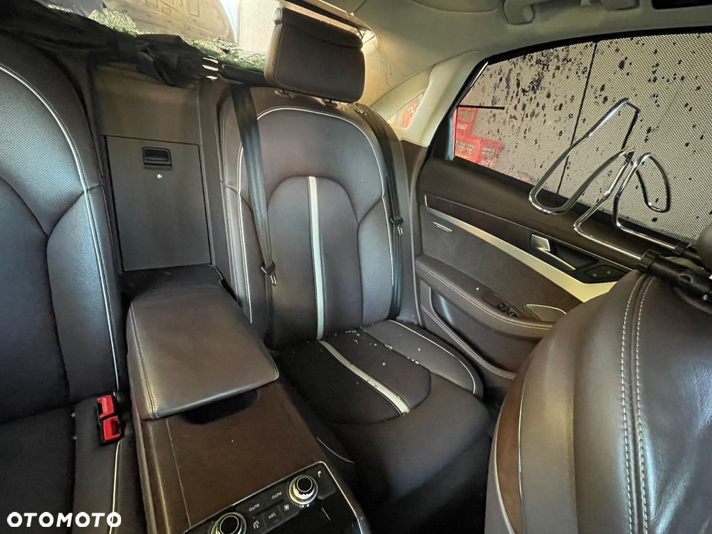 Audi A8 4.2 TDI DPF quattro tiptronic - 15